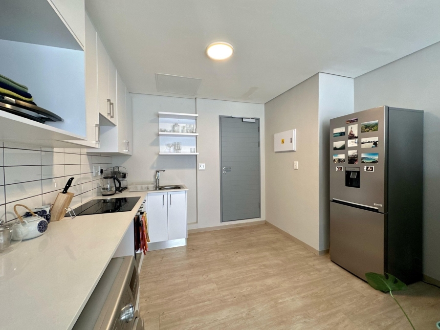 To Let 1 Bedroom Property for Rent in Somerset West Western Cape